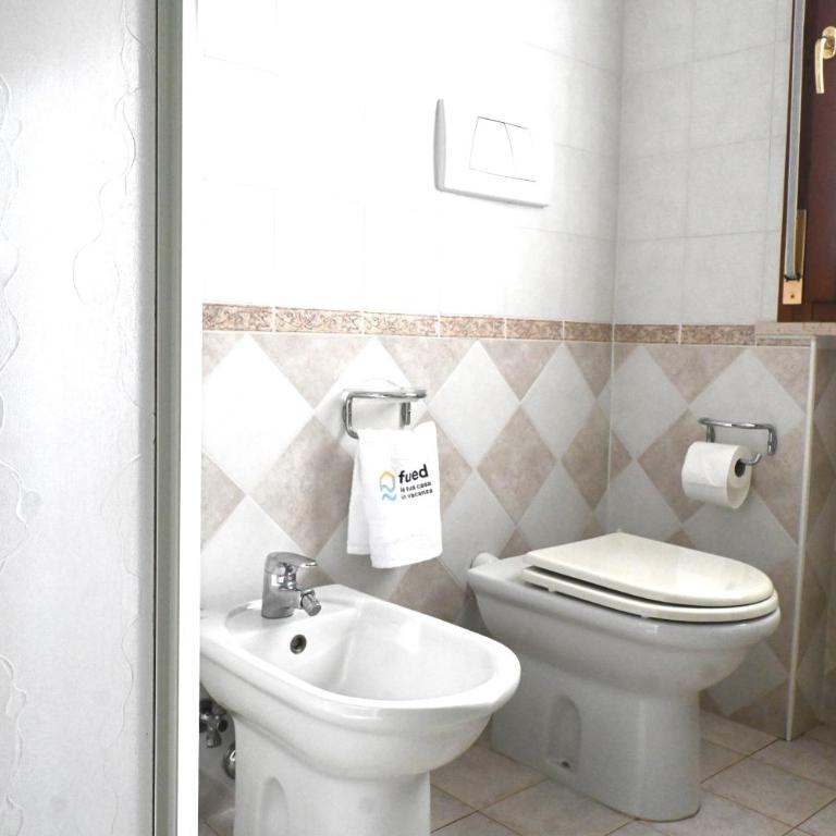 RP06 - Cesenatico, luminoso bilocale con balcone e garage - One-Bedroom Apartment - 17