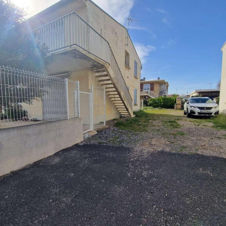 Appartement T2 à Marseillan Plage : terrasse, jardin, parking, proche plage et commerces - FR-1-326-796 - Appartement - 13