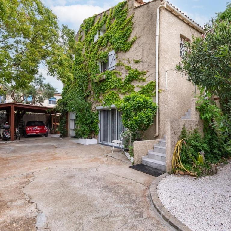 Villa Évasion & Bien-Être Villa avec piscine jacuzzi & sauna - Maison de Vacances - 4
