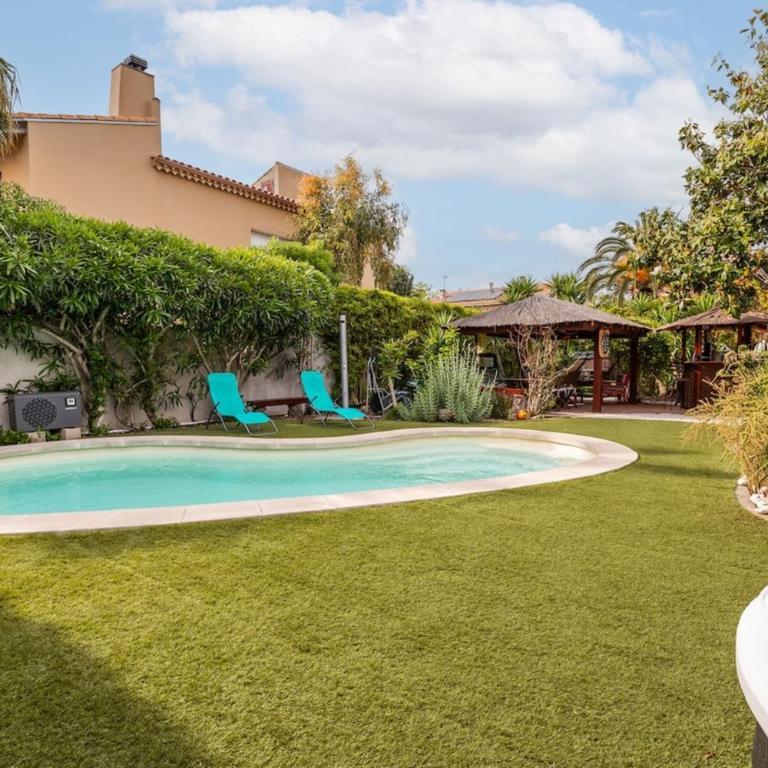 Villa Évasion & Bien-Être Villa avec piscine jacuzzi & sauna - Maison de Vacances - 7