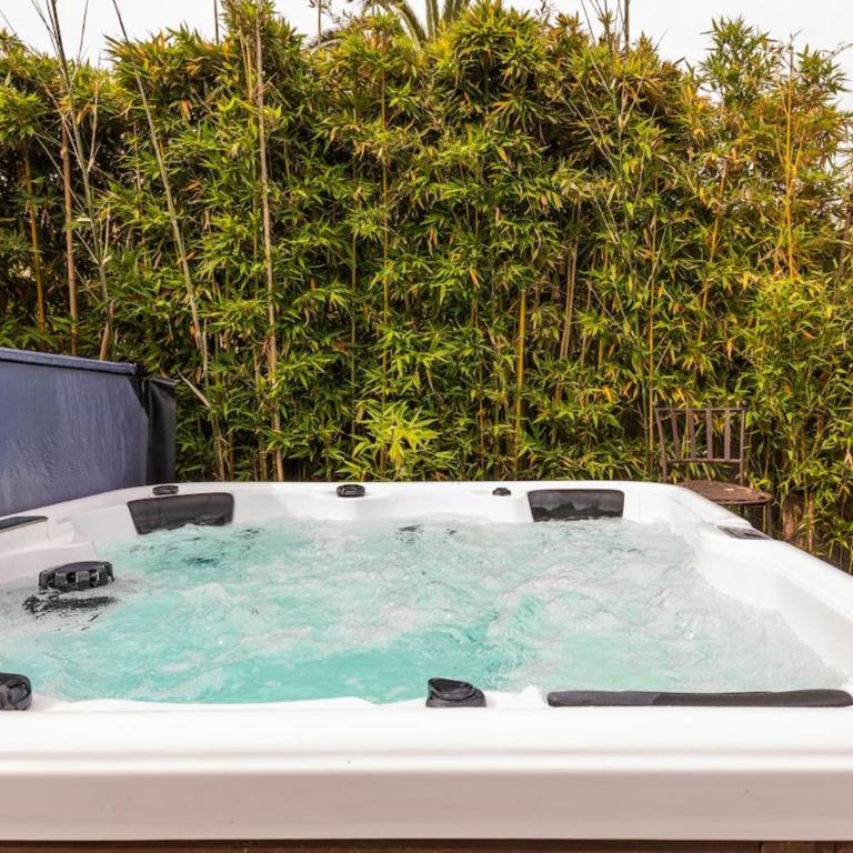 Villa Évasion & Bien-Être Villa avec piscine jacuzzi & sauna - Maison de Vacances - 9
