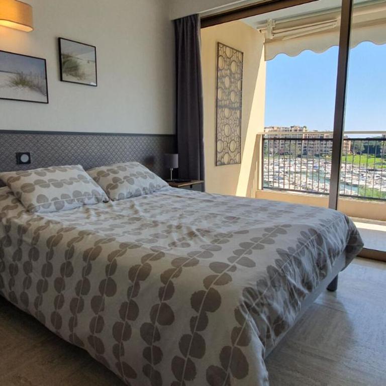 Apartment 50 m2 for 2 p maximum Marina view, Swimming pool, Wi-Fi, Air conditioning, Parking - Apartamento de 1 dormitorio - 5