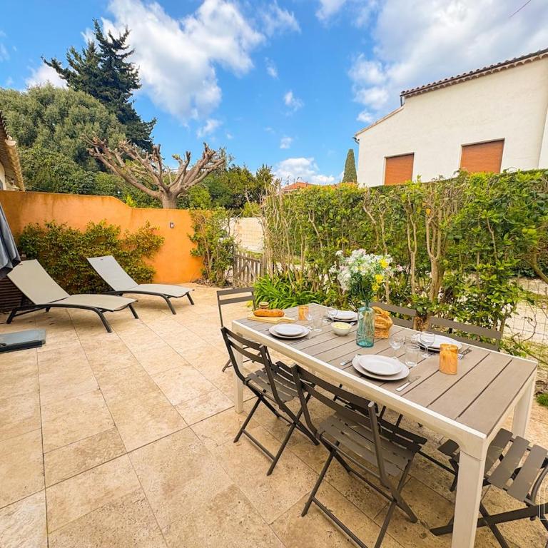 Villa club entre centre ville et plage - parking - Apartment mit 2 Schlafzimmern - 1