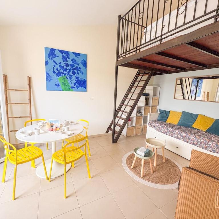 Villa club entre centre ville et plage - parking - Apartment mit 2 Schlafzimmern - 2