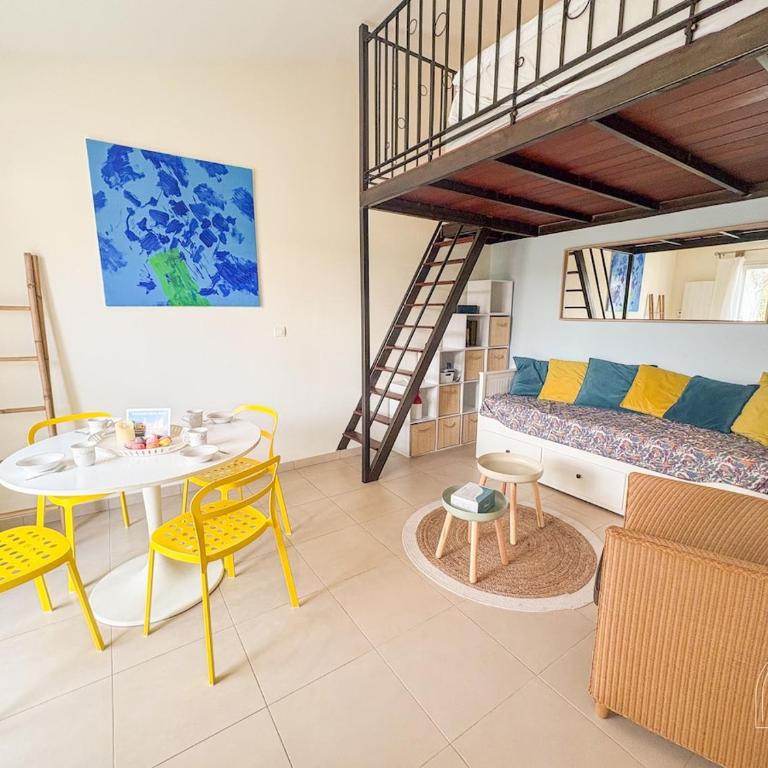 Villa club entre centre ville et plage - parking - Apartment mit 2 Schlafzimmern - 4