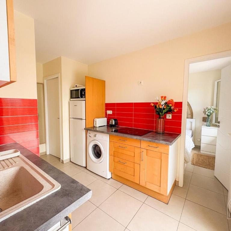 Villa club entre centre ville et plage - parking - Apartment mit 2 Schlafzimmern - 13