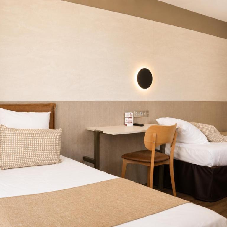 Hôtel La Solitude - Chambre Triple Confort - 7