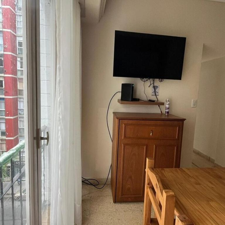 Comodo y luminoso 2 amb Plaza Colon - Apartamento de 2 dormitorios - 22