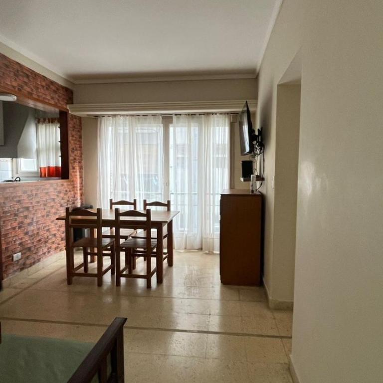 Comodo y luminoso 2 amb Plaza Colon - Apartamento de 2 dormitorios - 29