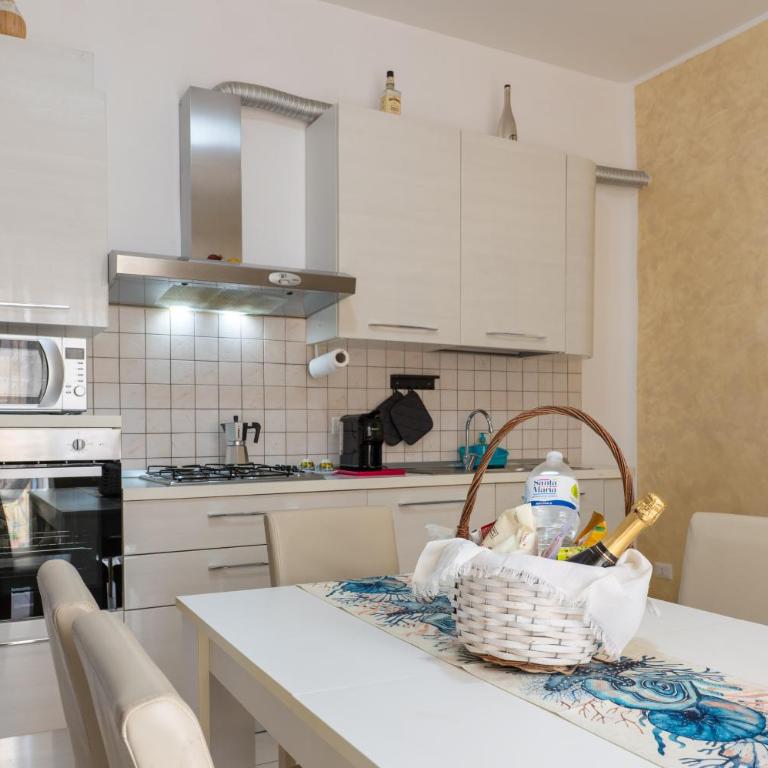 La Sirenetta - Deluxe Apartment mit Balkon und 2 Schlafzimmern - 7