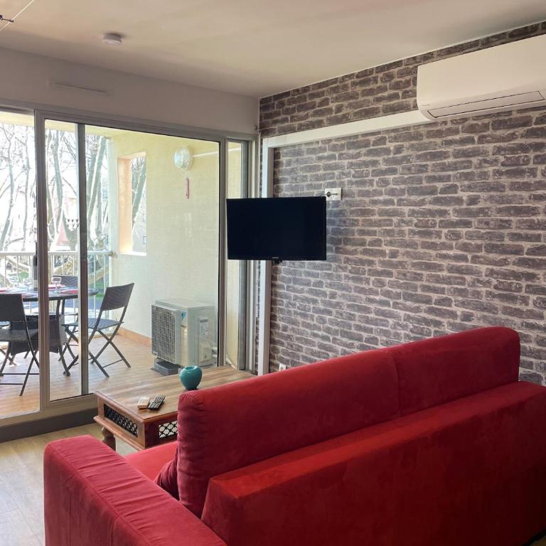 Red Pearl- Piscine, parking privé, Appartement pour 4 personnes tout équipé, plage de Richelieu à 200 mètres - One-Bedroom Apartment - 7