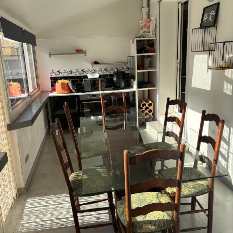 Havre de Paix Familial avec Véranda & Terrasse - Villa 3 Chambres - 8