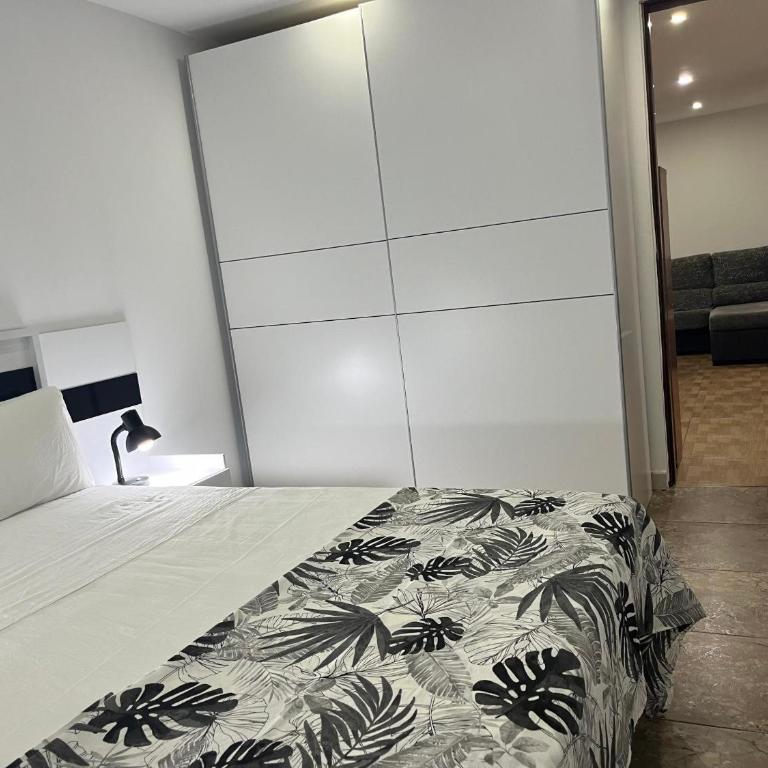 Apartamentos Liudis - Superior One-Bedroom Apartment with Balcony - 4
