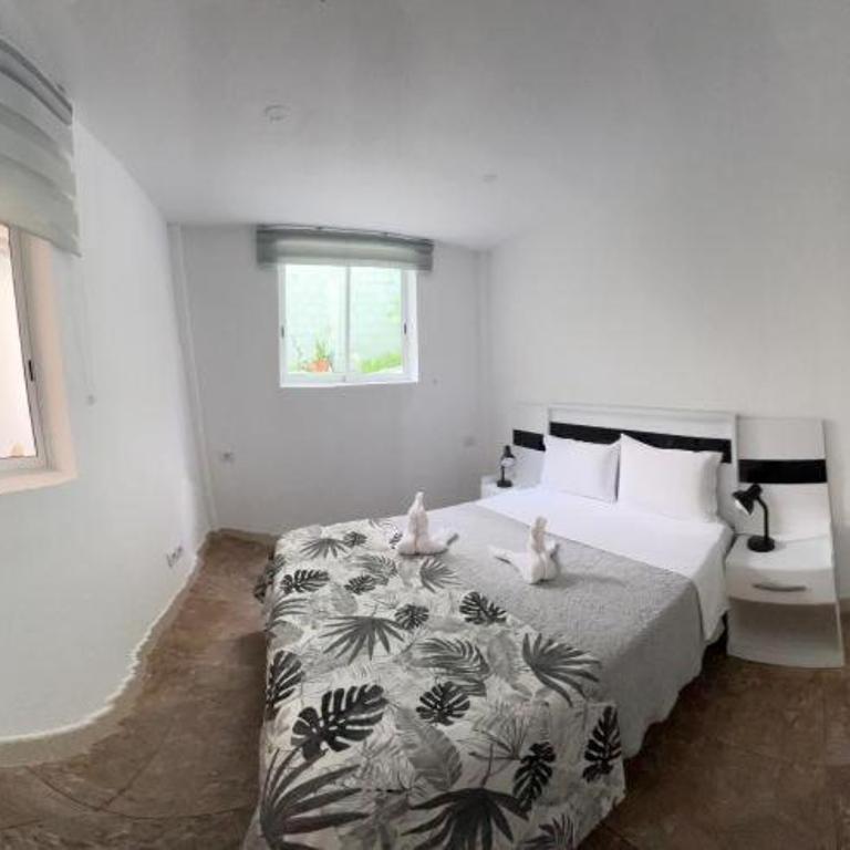 Apartamentos Liudis - Superior One-Bedroom Apartment with Balcony - 1