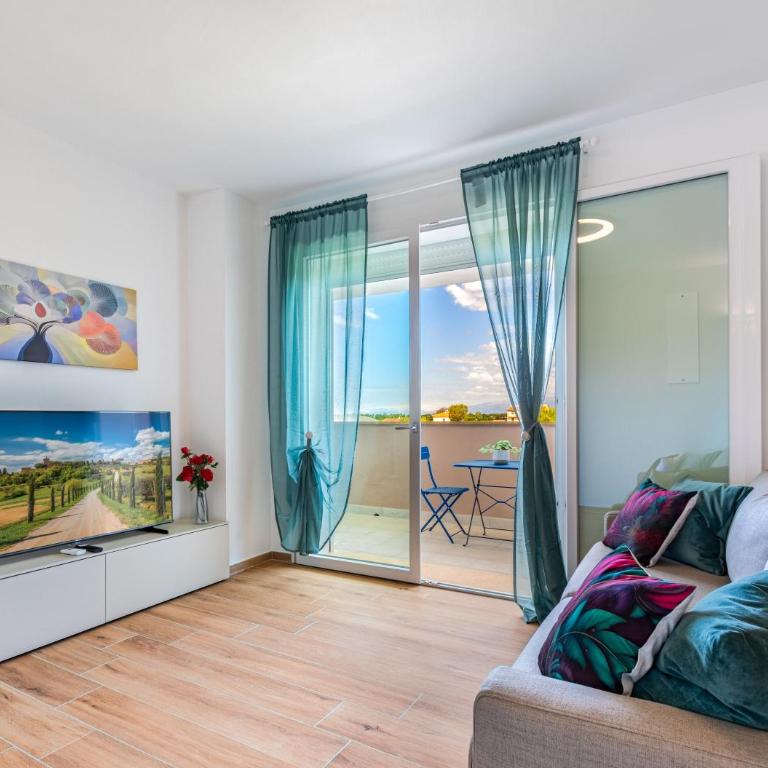 LTApartments 12 Nuovo moderno appartamento con balcone - Appartamento con 1 Camera da Letto - 5