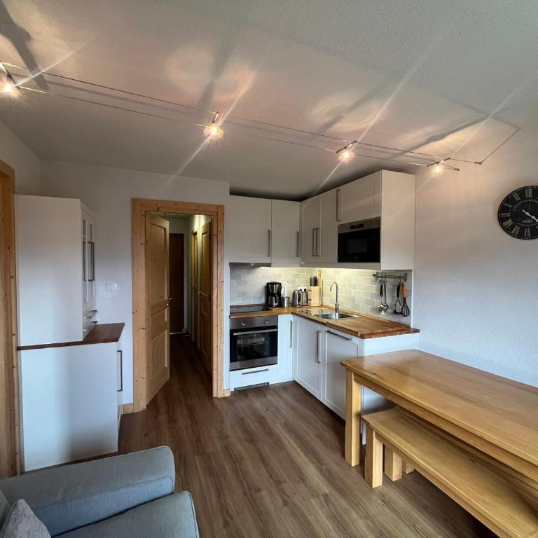 Appartement 2 pièces pour 4 personnes avec balcon à Châtel - FR-1-198-159 - Appartement (4 Adultes) - 1