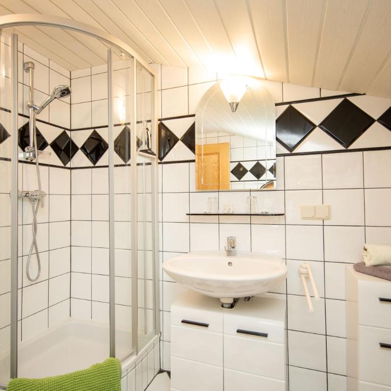 Haus Silberdistel - Apartment mit 3 Schlafzimmern - 27