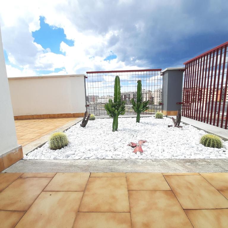 Urban View Bari - Rooms & Terrace - Triple Room with Garden View - 1