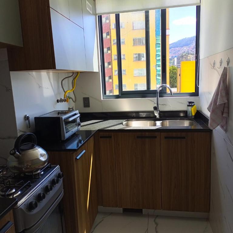 Ubicación estratégica, cálido y a pasos de embajadas - Apartamento de 1 dormitorio - 11