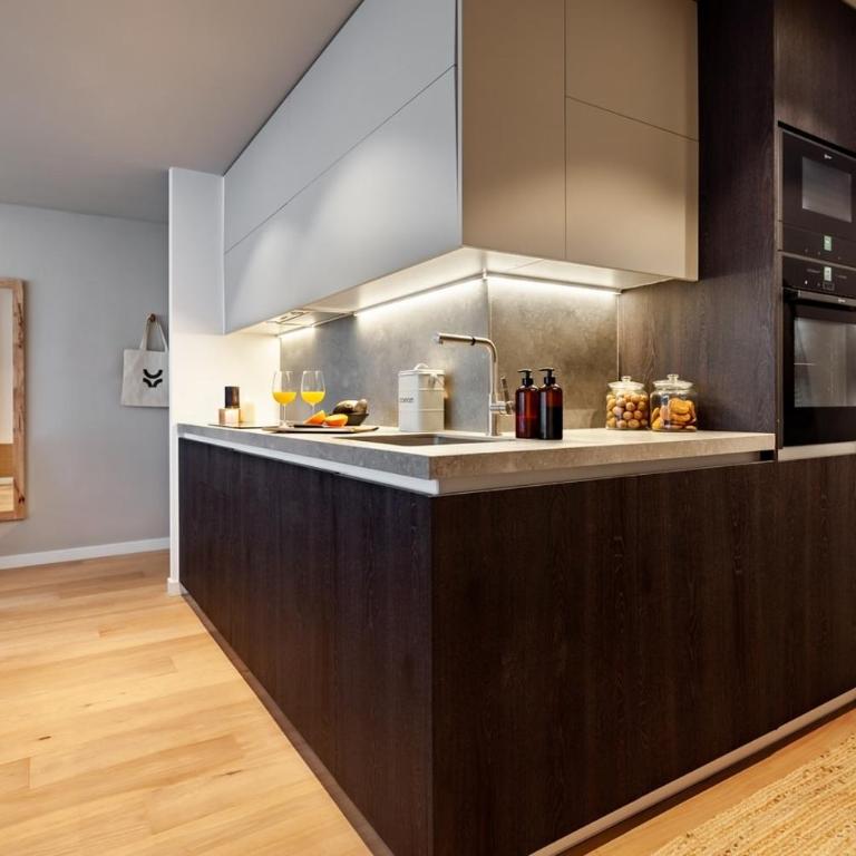Spacest - Carrer de Josep Torres K - Apartment - 12