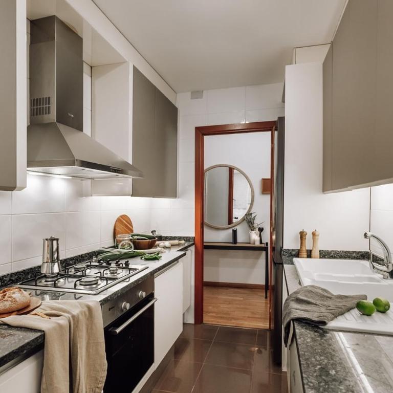Spacest - Carrer del Francolí A - Apartment - 10