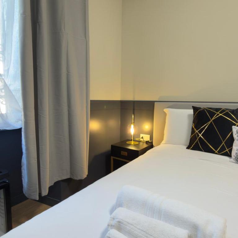 MaPi Suites - Camera Matrimoniale Standard - 2