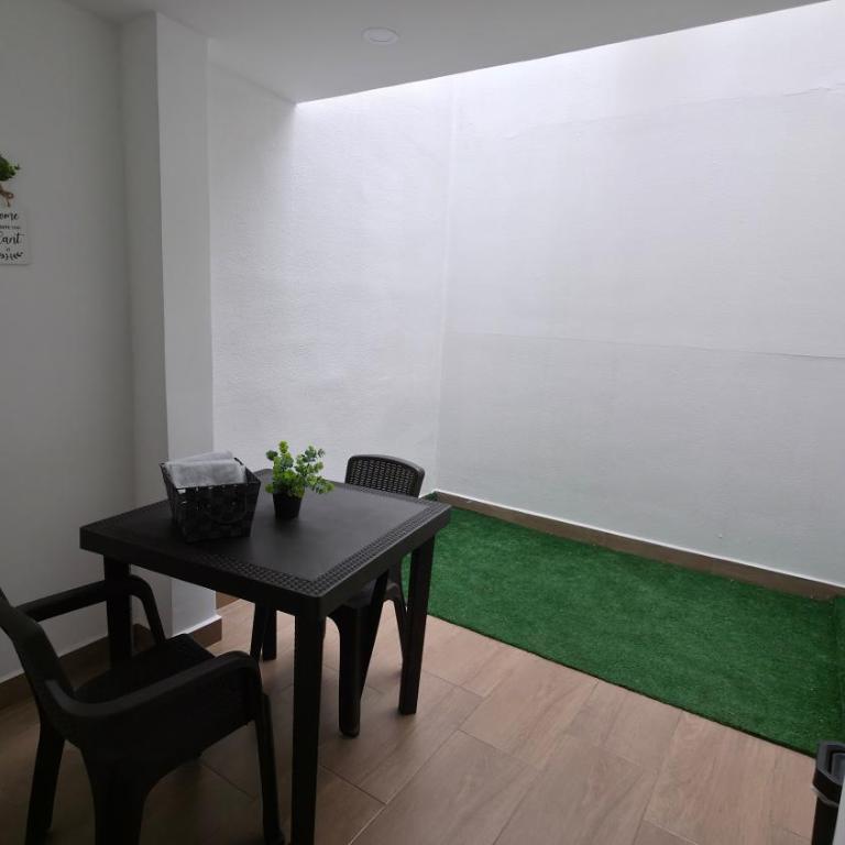 Naiot Hotel Boutique - Deluxe Family Room - 2