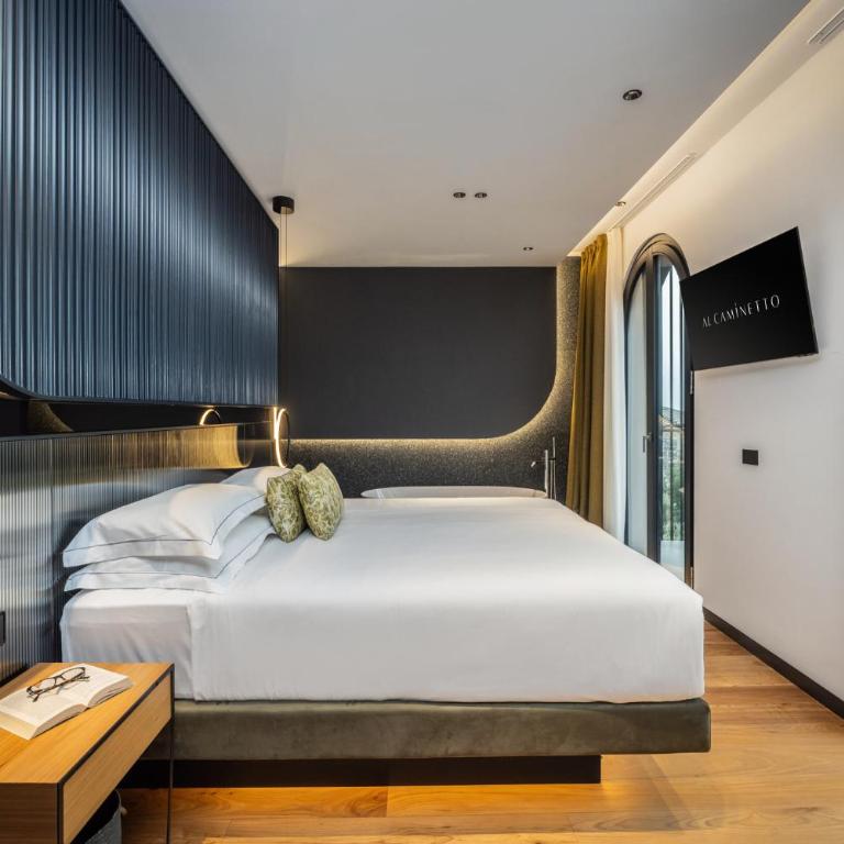 Hotel Al Caminetto – Adults Only, WorldHotels Crafted - King Suite with Terrance and Lake View - Non-Smoking - 7