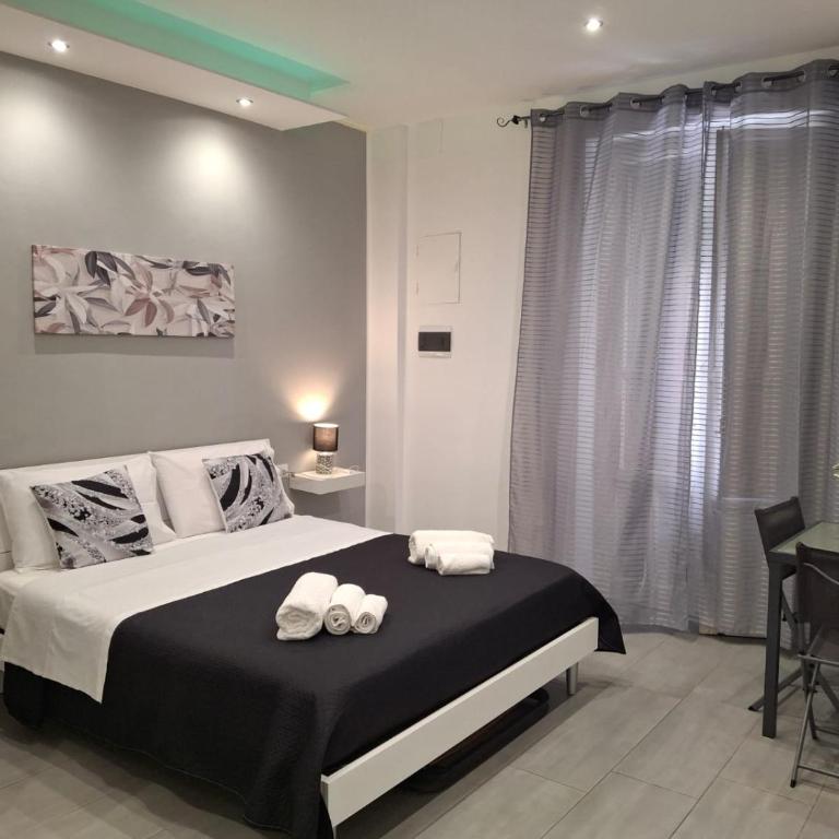 CASE VACANZE FraEmily , PALERMO - Quadruple Room with Private Bathroom - 1