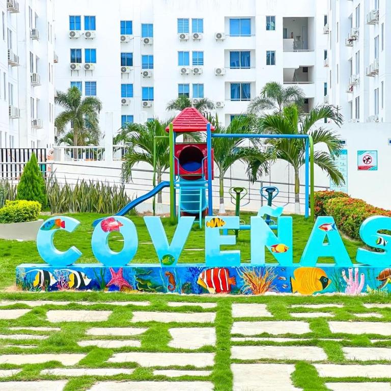 Apartamentos para Grupos Grandes Coveñas - Apartamento de 3 dormitorios - 2