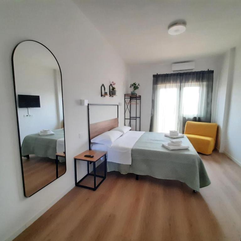 Urban View Bari - Rooms & Terrace - Triple Room - 8