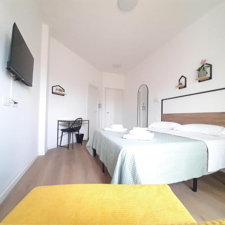 Urban View Bari - Rooms & Terrace - Triple Room - 3