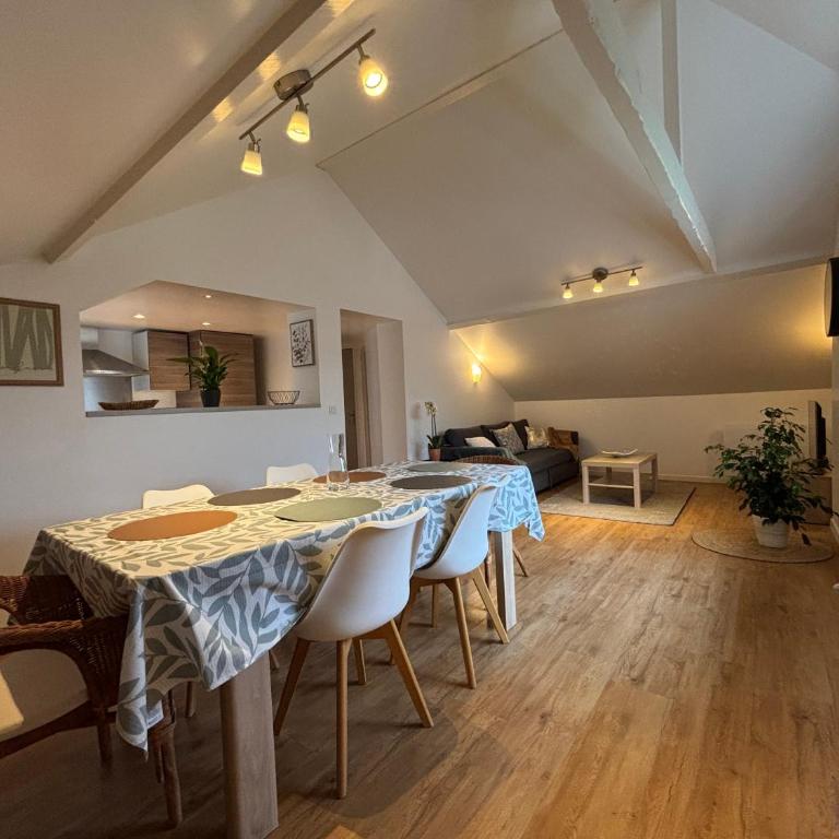 T3 de charme Ski et Thermes - Two-Bedroom Apartment - 10