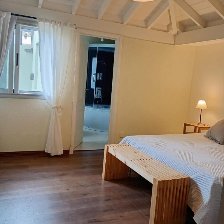 Casa con hydromasaje and Jacuzzi en Pacheco - Casa con 1 dormitorio - 20