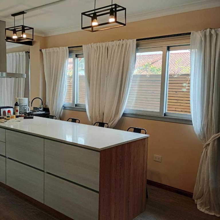Casa con hydromasaje and Jacuzzi en Pacheco - Casa con 1 dormitorio - 50