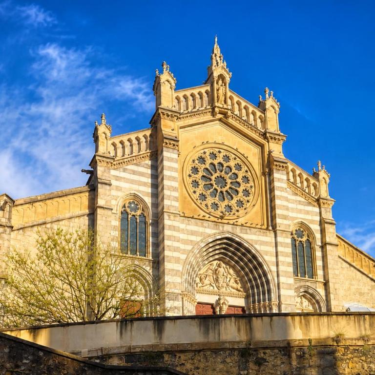 Nid douillet avec vue cathédrale - Appartement 1 Chambre - 17