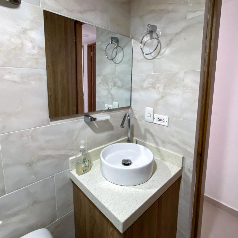 Apartamentos para Grupos Grandes Coveñas - Apartamento de 3 dormitorios - 16