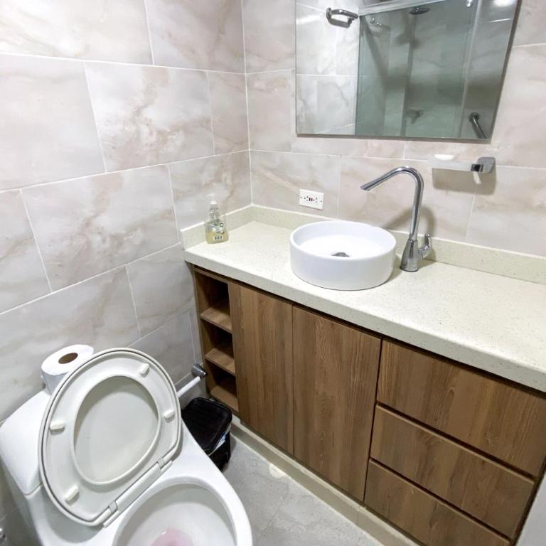 Apartamentos para Grupos Grandes Coveñas - Apartamento de 3 dormitorios - 2