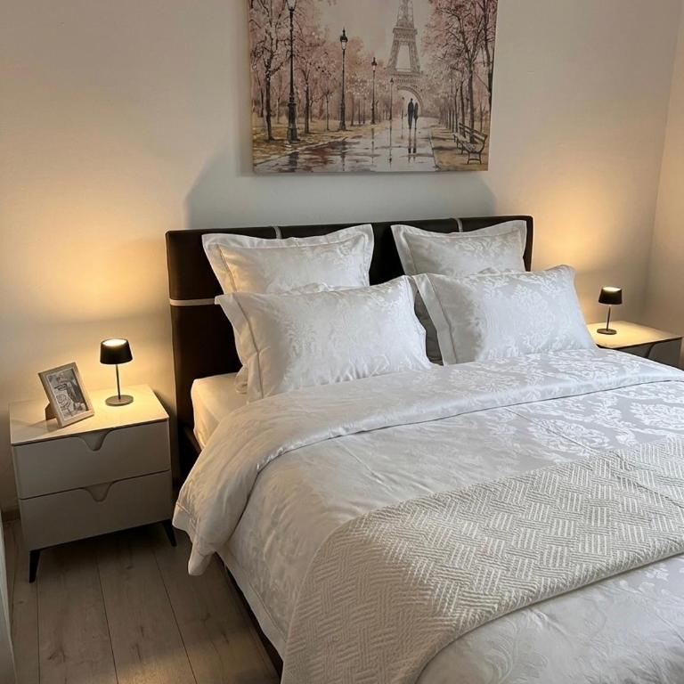 Apartment Sofia - Modern 2-Bedroom Retreat Near Kotor Old Town - Two-Bedroom Apartment - 33