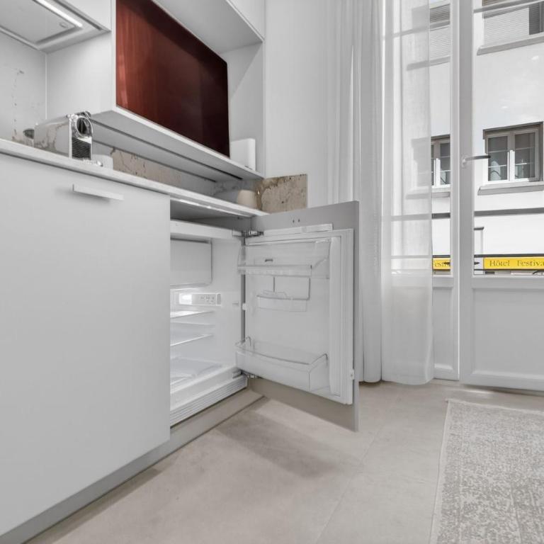 1 Chambre - Ascenseur - Proche Palais - Appartement 1 Chambre - 12