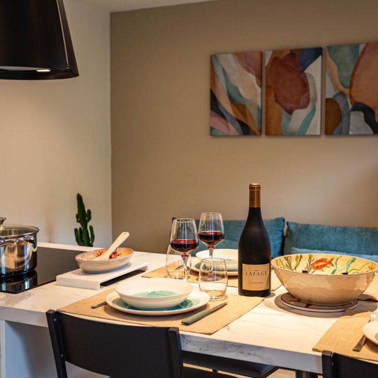 Superbe T2-T3 rénové, bord de mer, piscine, parking privé - Appartamento con 2 Camere da Letto - 11