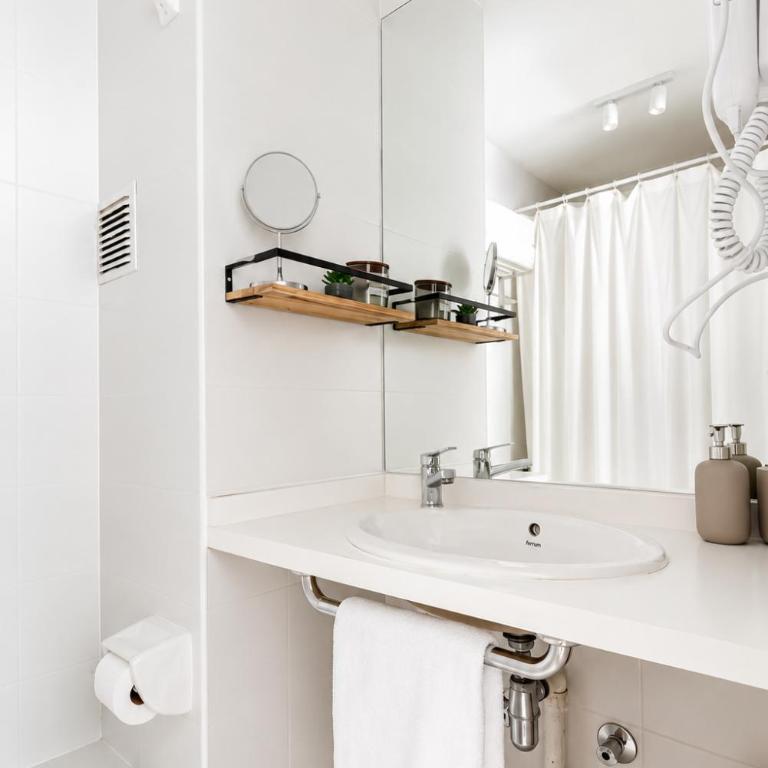 Acogedor y Exclusivo departamento Lastarria check in 24h - One-Bedroom Apartment - 5