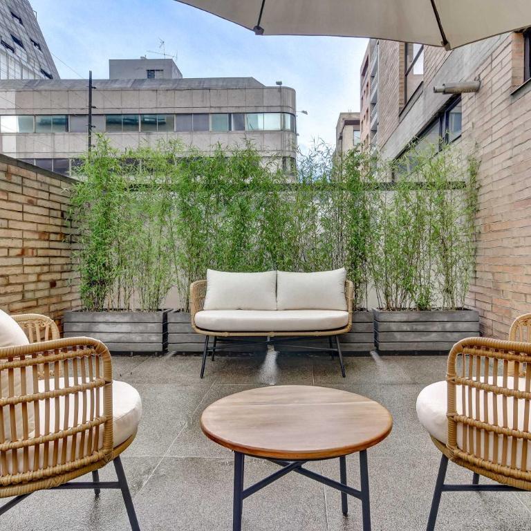 Deluxe 1BR Duplex with Terrace near El Virrey - Apartamento Dúplex - 4