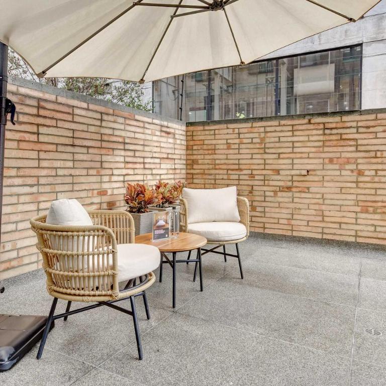 Deluxe 1BR Duplex with Terrace near El Virrey - Apartamento Dúplex - 37