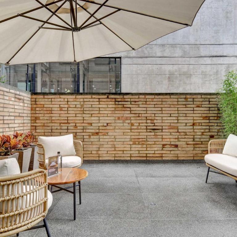 Deluxe 1BR Duplex with Terrace near El Virrey - Apartamento Dúplex - 41