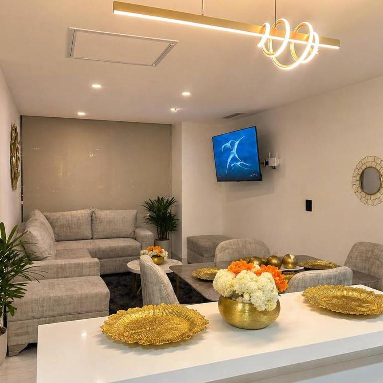 Big Family 3BR Pool Gym Near, Parking, AC, WIFI, El Dorado - Three-Bedroom Premium Apartment - 15