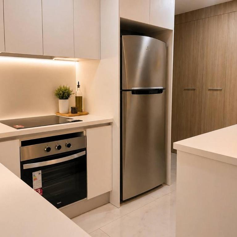 Big Family 3BR Pool Gym Near, Parking, AC, WIFI, El Dorado - Three-Bedroom Premium Apartment - 72