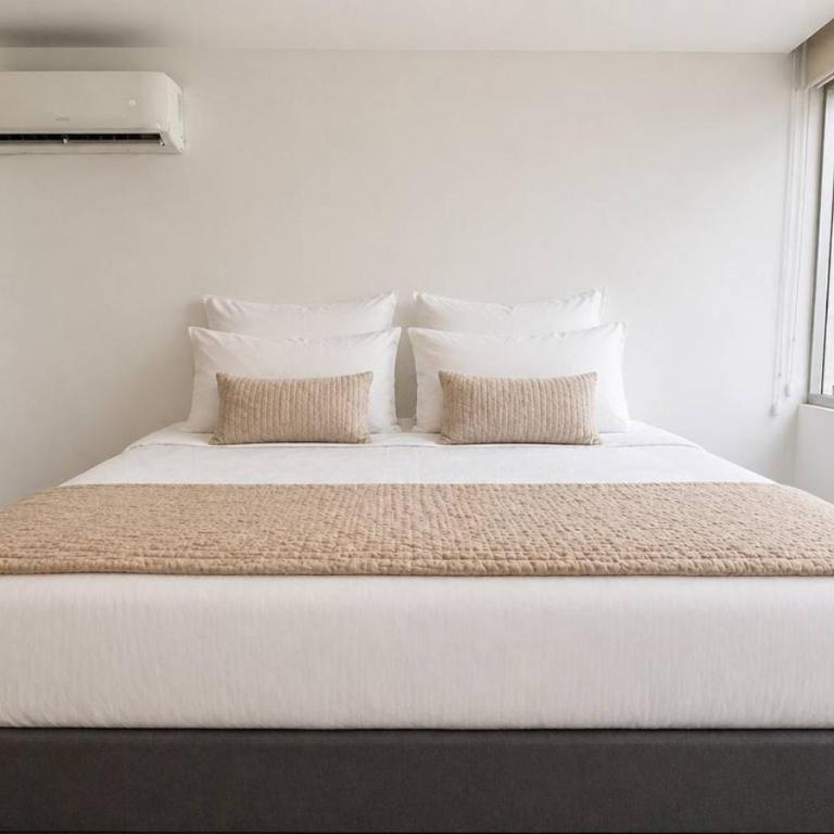 Big Family 3BR Pool Gym Near, Parking, AC, WIFI, El Dorado - Three-Bedroom Premium Apartment - 77