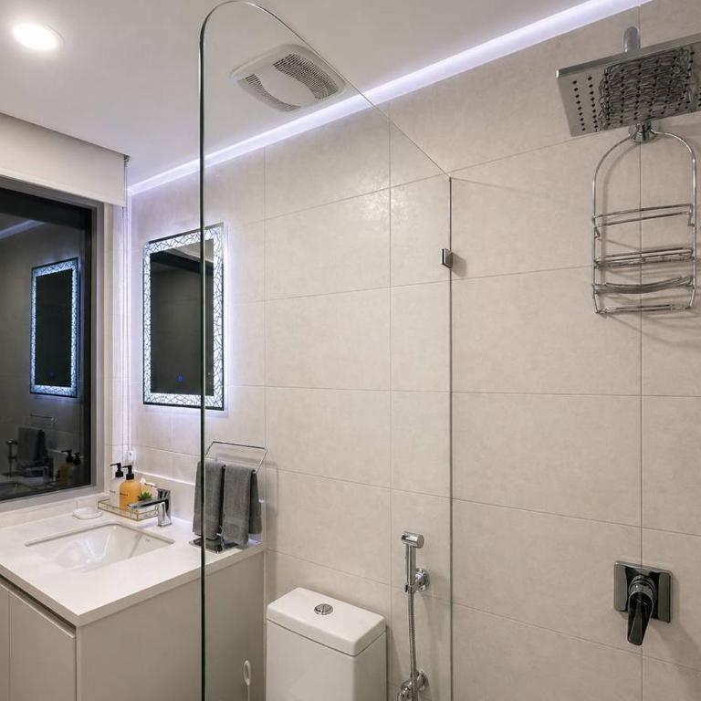 Big Family 3BR Pool Gym Near, Parking, AC, WIFI, El Dorado - Three-Bedroom Premium Apartment - 24