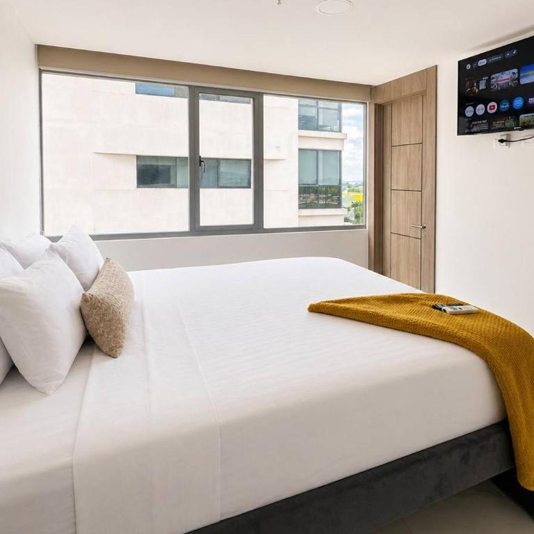 Big Family 3BR Pool Gym Near, Parking, AC, WIFI, El Dorado - Three-Bedroom Premium Apartment - 27